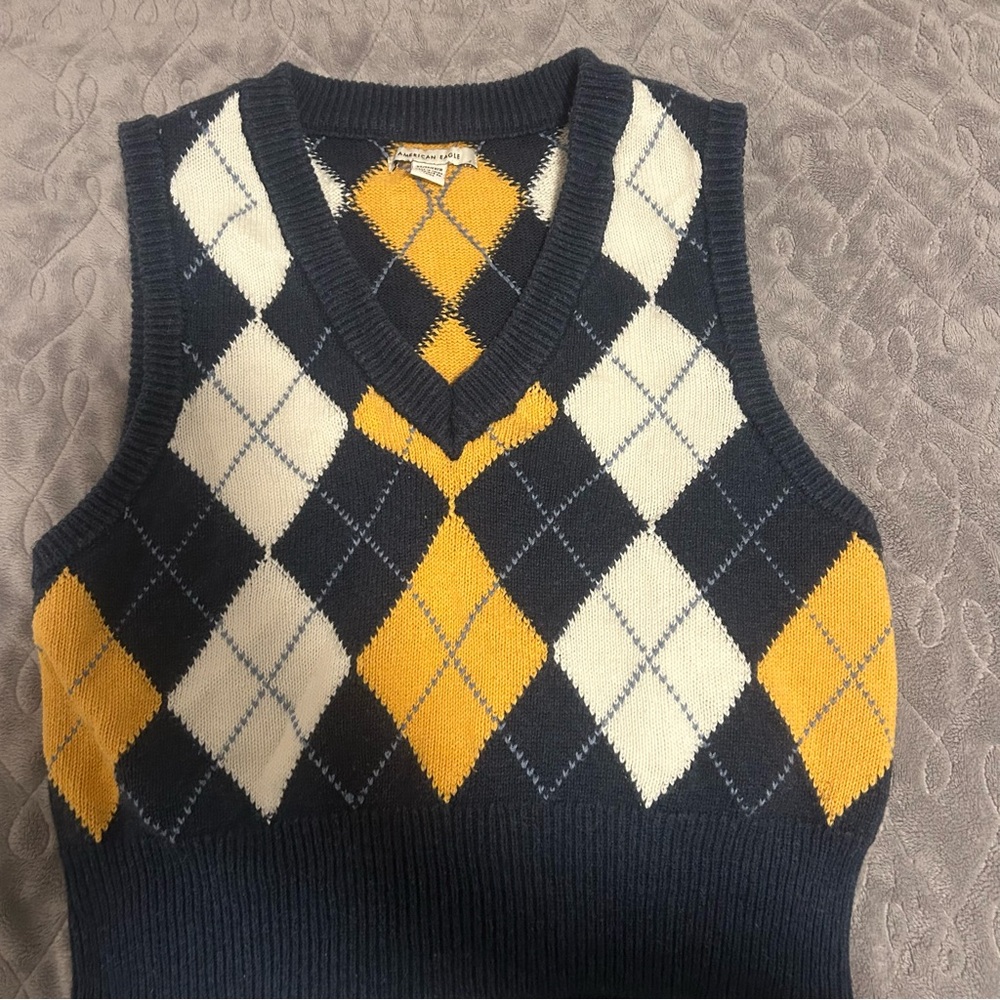 American Eagle Outfitters V-Neck Argyle Sweater Vest - Navy, Yellow, White